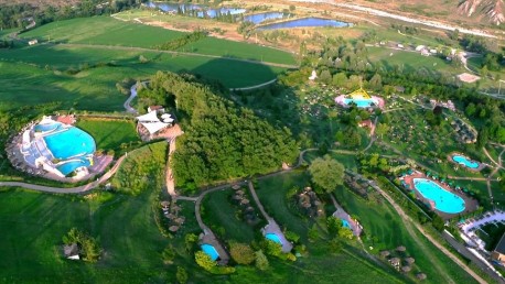 Esperienza Acqua & Benessere alle terme Villaggio della Salute Più